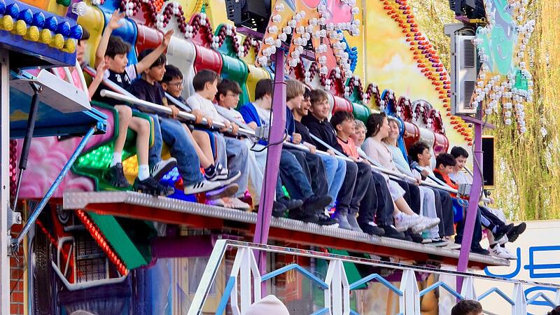 Noch bis Dienstag (21. April) l&auml;uft das Fr&uuml;hlingsfest in Hammelburg am Bleichrasen.