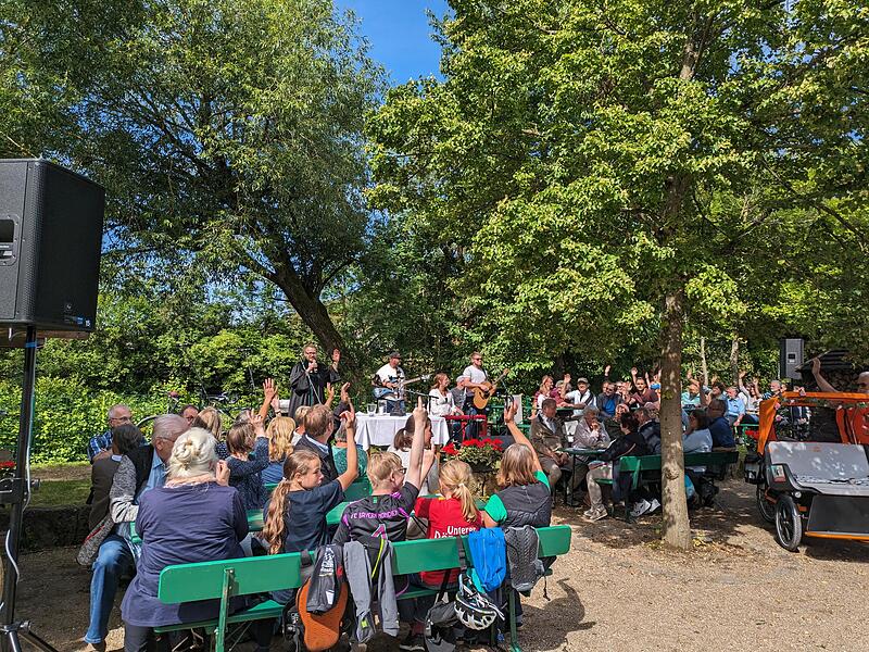 Fahrradgottesdienst: Startschuss f&uuml;rs Stadtradeln