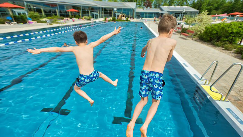 Königsbad Forchheim Saison 2024Forchheim & Fränkische Schweiz Viele können den nächsten Sprung ins kühle Nass kaum noch abwarten. Wann und wo die Freibäder in der Region wieder öffnen, haben wir zusammengefasst.