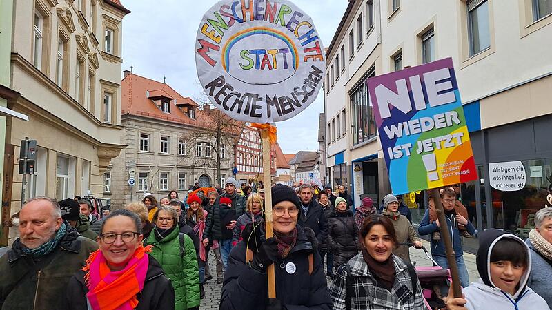 Mehrere hundert Teilnehmer zählte die Demo gegen rechts im vergangenen Jahr in Forchheim.Forchheim & Fränkische Schweiz