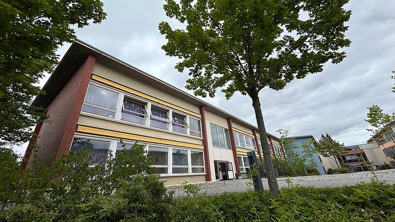 2001 war damit begonnen worden, die Generalsanierung der Staatlichen Realschule Coburg I zu planen. 25 Jahre sp&auml;ter soll jetzt auch endlich der Geb&auml;udeteil &bdquo;A&ldquo; drankommen.