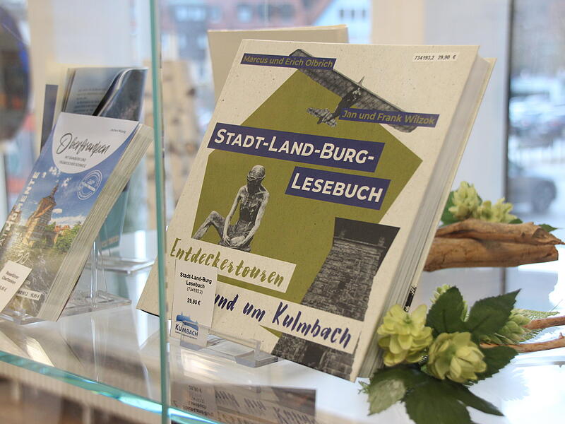Zahlreiche Souvenirs sind ausgestellt und k&ouml;nnen auch erworben werden.