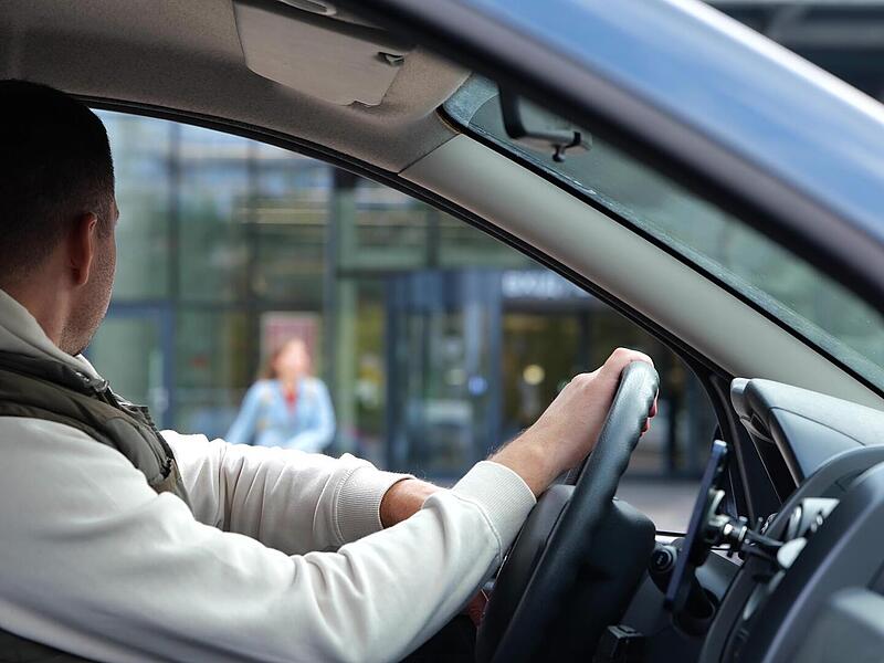 Mann soll Kinder im Bereich Küps angesprochen haben Stalker, Autofahrer, Kinder, Stalker, aus Auto heraus angesprochen, in Auto gelockt