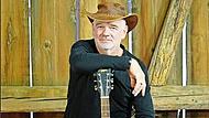 Eric Damster spielt Countrymusik.