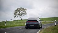 Pilotprojekt mit selbstfahrenden Teslas in der Eifel