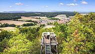 Der Reichenbacher Blick gehört zu den schönsten Aussichtspunkten des Premiumwanderweges Michelsberg. Er steht zur Wahl zum schönsten Wanderweg Deutschlands.
