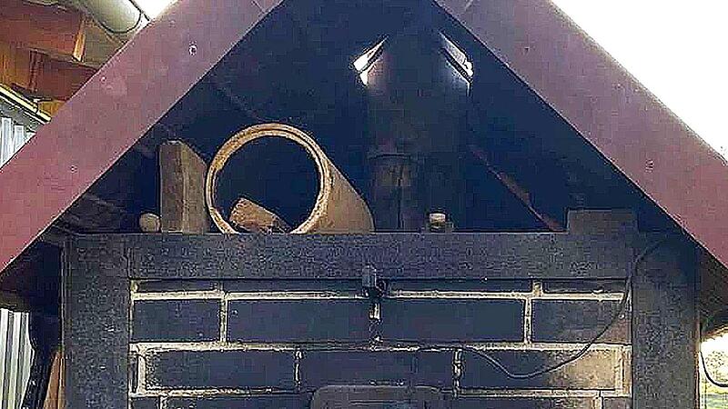 Dieser mobile Backofen ist 35 Jahre alt und sozusagen das Herzst&uuml;ck des Backofenfestes.