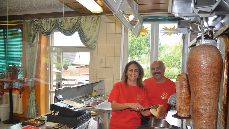 Hand in Hand arbeiten Hasan und Zeynep Dag täglich hinter dem Tresen.