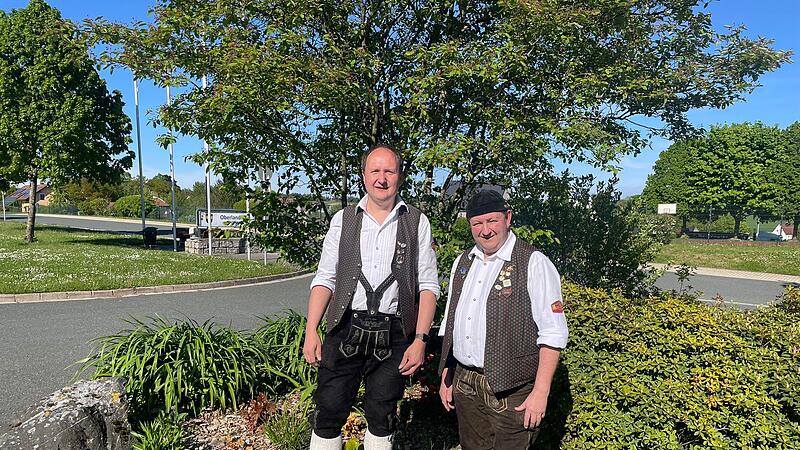 Matthias Nitsch und Georg Purucker freuen sich auf das Jubiläumswochenende.