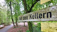 Der Forchheimer Kellerwald beherbergt auf einer Fläche von rund 20.000 Quadratmetern über 20 Bierkeller.