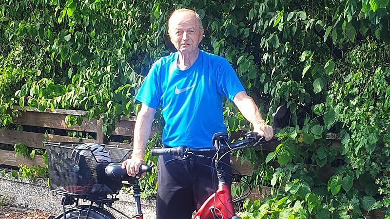 Auch im hohen Alter noch sportlich: Altbürgermeister Armin Goß wird am Wochenende zum Dorffest nach in sein Heimatdorf Wiesendorf radeln.