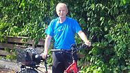 Auch im hohen Alter noch sportlich: Altbürgermeister Armin Goß wird am Wochenende zum Dorffest nach in sein Heimatdorf Wiesendorf radeln.