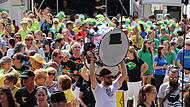 Trommeln für den Frieden beim Samba-Festival in Coburg 2025Trommeln für den Frieden beim Samba-Festival in Coburg 2025 Trommeln für den Frieden beim Samba-Festival in Coburg 2025