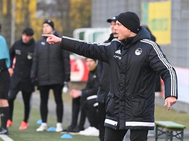 Marcel Büchner war zuletzt für den FC Coburg II aktiv. Ab dem Sommer betreut er den TSV Sonnefeld. Marcel Büchner war zuletzt für den FC Coburg II aktiv. Ab dem Sommer betreut er den TSV Sonnefeld.