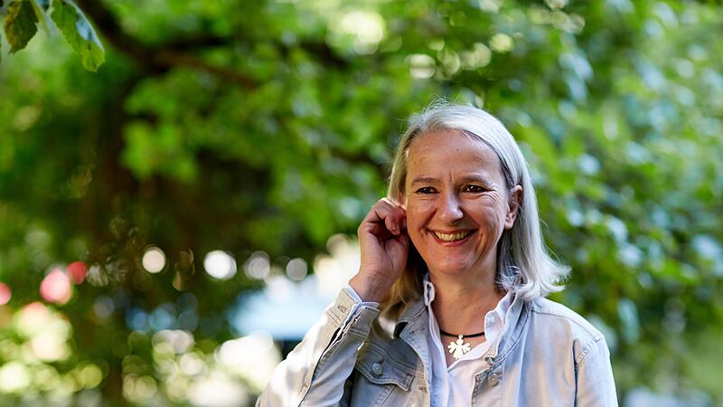 Christine Rechl sammelt viele ihrer Ideen in der Natur. Sie genießt Spaziergänge im Hofgarten. Christine Rechl sammelt viele ihrer Ideen in der Natur. Sie genießt Spaziergänge im Hofgarten.
