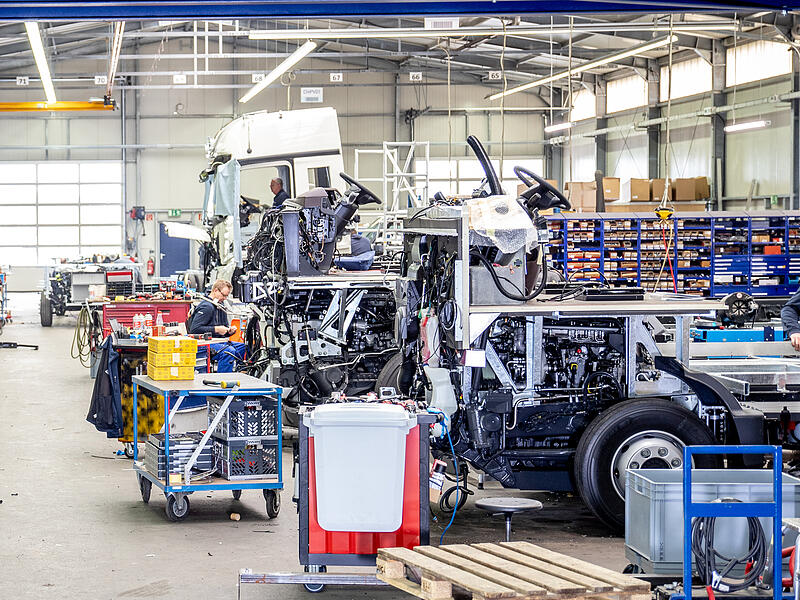 Die Schl&uuml;sselfelder Firma Concorde produziert und wartet Reisemobile der Luxus-Klasse.