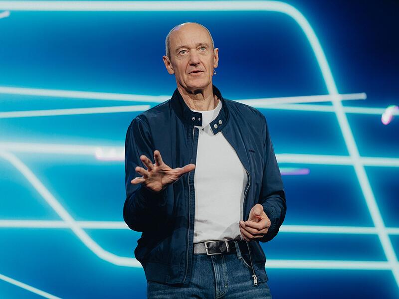 Siemens-CEO Roland Busch auf der Technikmesse CES Siemens-CEO Roland Busch auf der Technikmesse CES