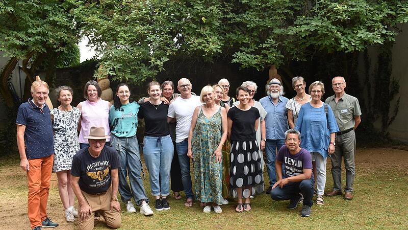 Ein Teil der über 40 an der Kunstwoche beteiligten Künstler und Künstlerinnen.