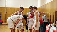 TTL-Coach Stephan Harlander will mit seinem Team den ersten Saisonsieg einfahren.