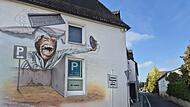 Europas größtes Musikhaus Thomann in Treppendorf: Die Nachbarn klagten gegen den Markt Burgebrach wegen zwei Straßen. Europas größtes Musikhaus Thomann in Treppendorf: Die Nachbarn klagten gegen den Markt Burgebrach wegen zwei Straßen.