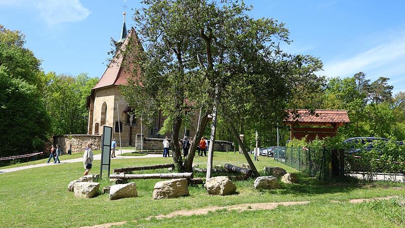 Deutschlands st&auml;rkster Buchsbaum wird sogar in die Liste der Naturdenkm&auml;ler Deutschlands aufgenommen.Forchheim & Fr&auml;nkische Schweiz