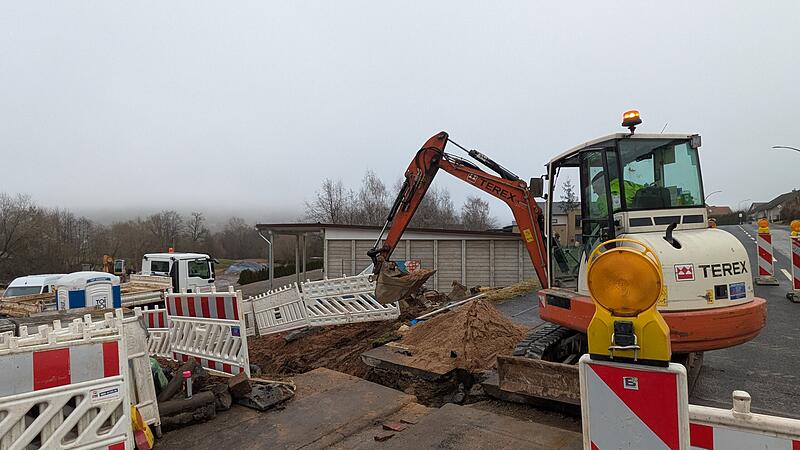 Auf der Baustelle in Premich laufen die Arbeiten an den Versorgungsleitungen. Auf der Baustelle in Premich laufen die Arbeiten an den Versorgungsleitungen.