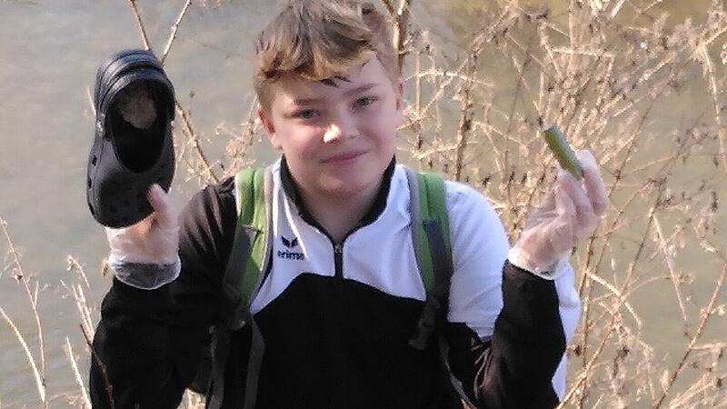 Auch einen Schuh fanden die Schülerinnen und Schüler beim MainCleanUp vergangene Woche.