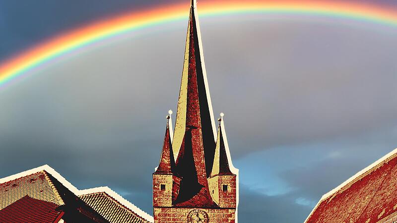 Zeiler Gotteshaus im Zeichend es Regenbogens