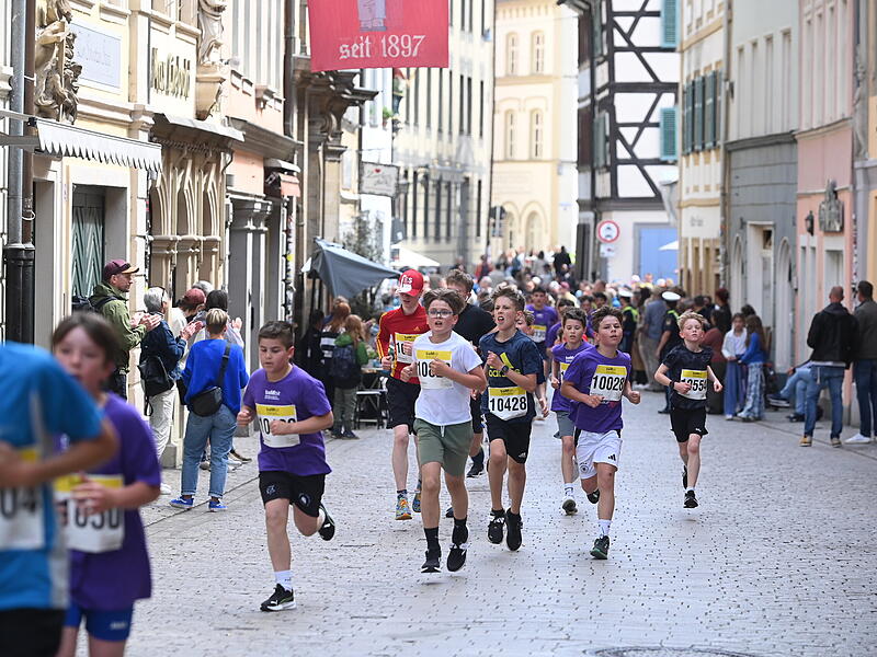 Weltkulturerbelauf 2025:  4,1 Kilometer mussten die Jugendlichen beim Bambit-Sch&uuml;lerlauf zur&uuml;cklegen.