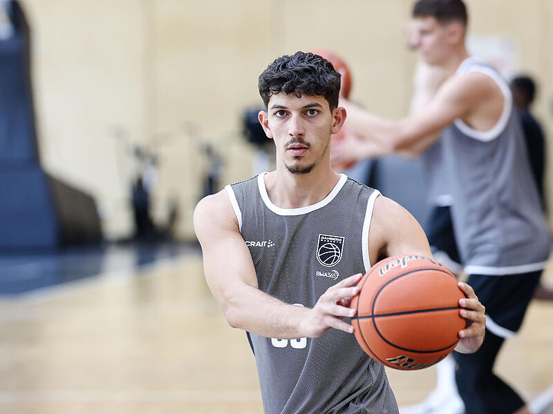 Baskets-Neuzugang Yuval Hochstadter besitzt einen israelischen und einen deutschen Pass. Baskets-Neuzugang Yuval Hochstadter besitzt einen israelischen und einen deutschen Pass.