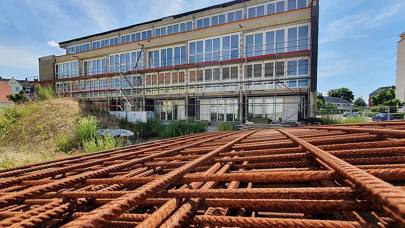 Diese Baustelle wurde 2022 zwei tief verfeindeten Firmen zum Verh&auml;ngnis: In der Adam-Stegerwald-Stra&szlig;e in Bamberg gerieten zwei Baufirmen in Streit.