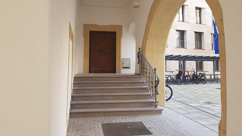 Wann &ouml;ffnet sich die T&uuml;r zum Ratskeller?  Die Stadt Herzogenaurach ist auf der Suche nach einem P&auml;chter.