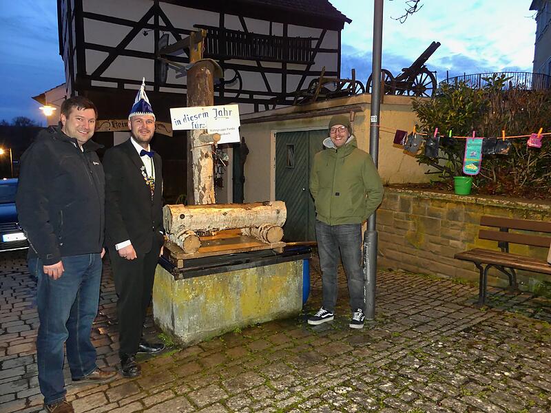 Geldbeutel-Waschen in Ebenhausen