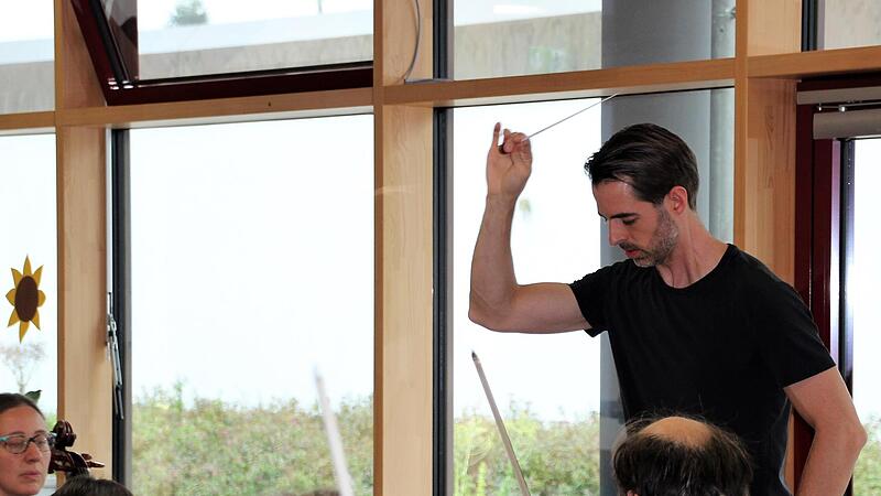 Dirigent John Lidfors lebt inzwischen in den USA.