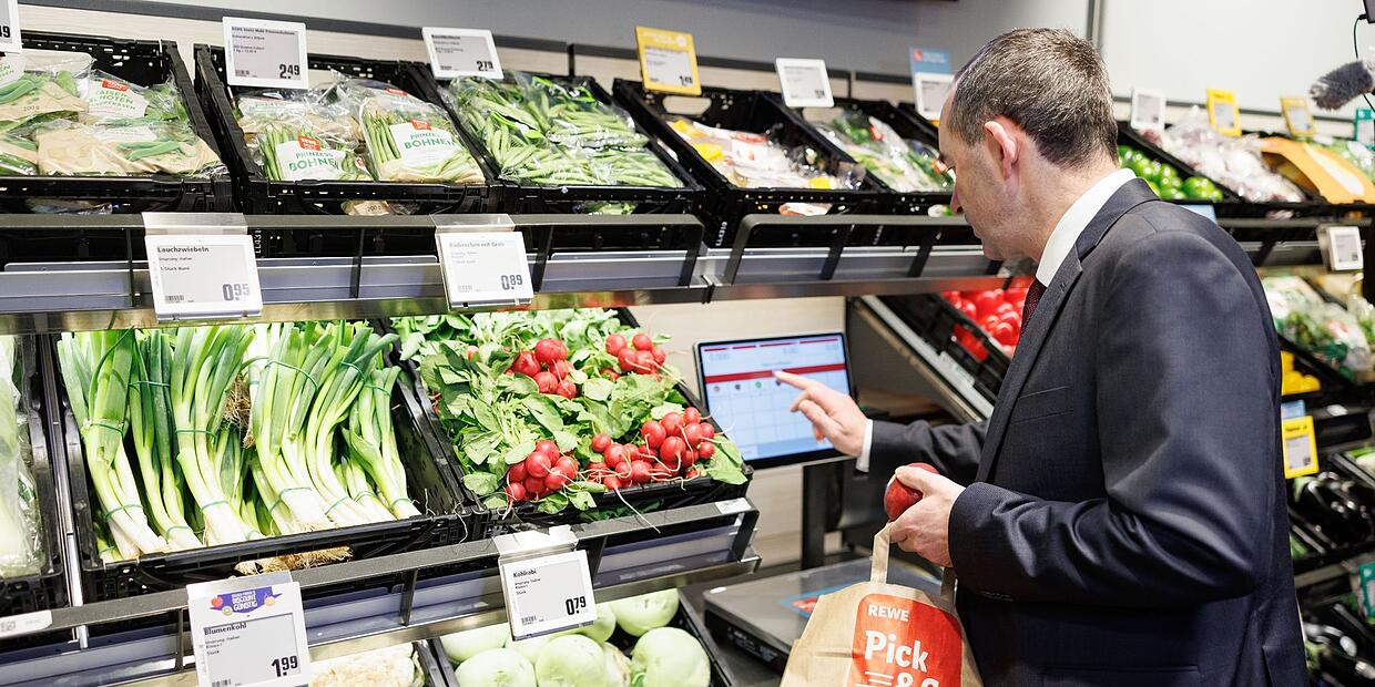 Rewe eröffnet Supermarkt ohne Kassen in München