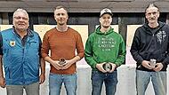 1. Schützenmeister Günter Fröhlich (von links) gratulierte Marck Hoffmann, Michael Hartmann und Burkard Bischof.