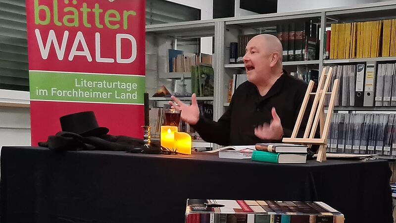 Rainer Streng las im Medienraum des Gymnasiums Fr&auml;nkische Schweiz.Forchheim & Fr&auml;nkische Schweiz
