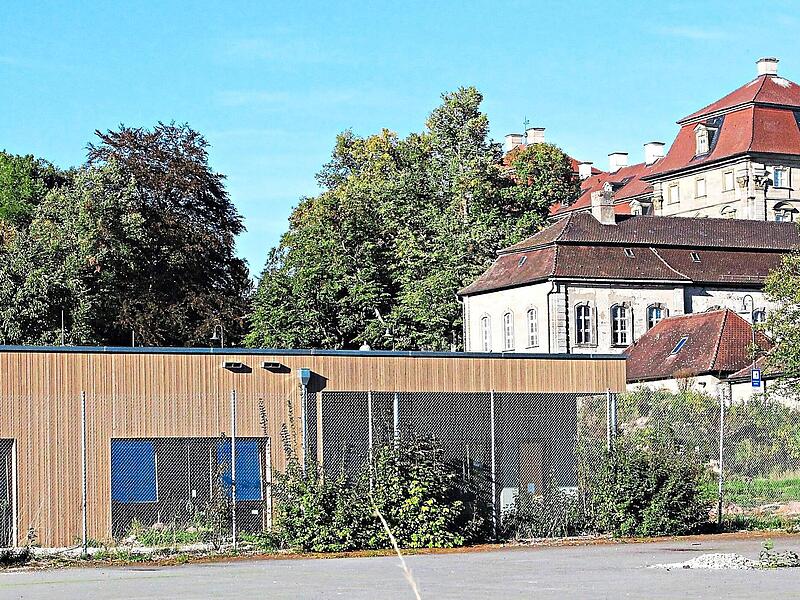 Der Neubau für die Mittagsbetreuung mit insgesamt 98 Plätzen in Pommersfelden soll im Frühjahr 2027 fertiggestellt werden. Der Neubau für die Mittagsbetreuung mit insgesamt 98 Plätzen in Pommersfelden soll im Frühjahr 2027 fertiggestellt werden.