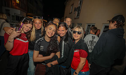 Endlich wieder Sandkerwa!Bamberger feiern auf der Sandkerwa