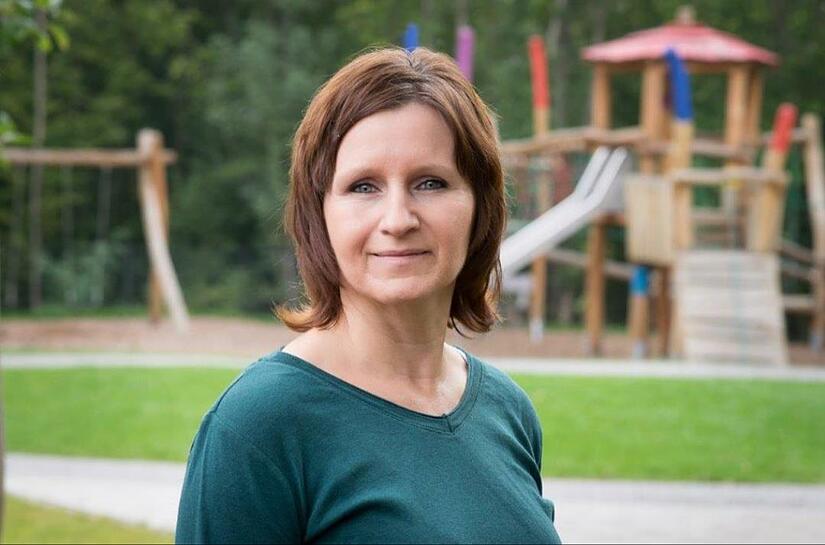 Kita-Mitarbeiterin Sandra Hager wünscht sich, auf eigene Verantwortung erneut den Impfstoff von Astrazeneca zu bekommen.Forchheim & Fränkische Schweiz