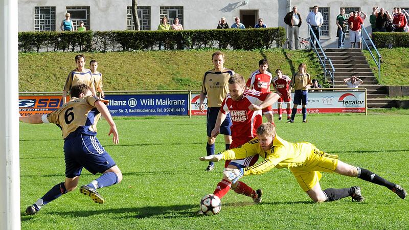 Am 11. April 2018 muss Riedenbergs Keeper Florian Dorn beim Kreisliga-Spiel in Bad Br&uuml;ckenau kr&auml;ftig zugreifen, kann die 0:3-Niederlage damals aber auch nicht verhindern.