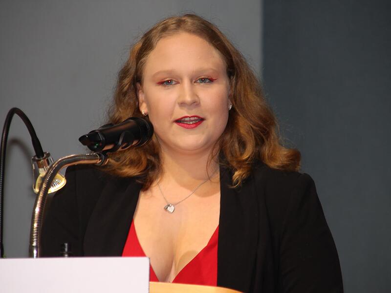 Laura Ustitsch aus Mainroth hielt die Absolventenrede.