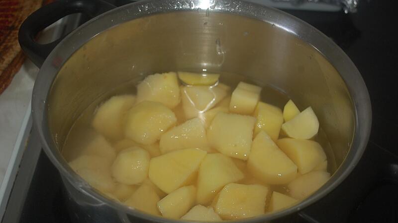 Kartoffeln geh&ouml;ren in den Kochtopf und nicht in die Waschmaschine! Symbolbild: Gabi Arnold