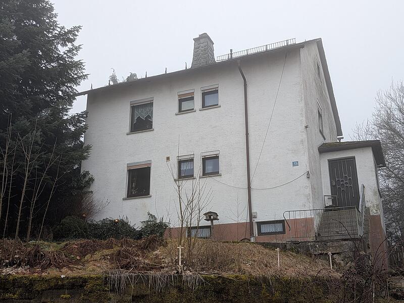 Zwangsversteigerungen im März 2026: Drei Schnäppchen-Immobilien aus Kronach Zwangsversteigerungen im März 2026: Drei Schnäppchen-Immobilien aus Kronach