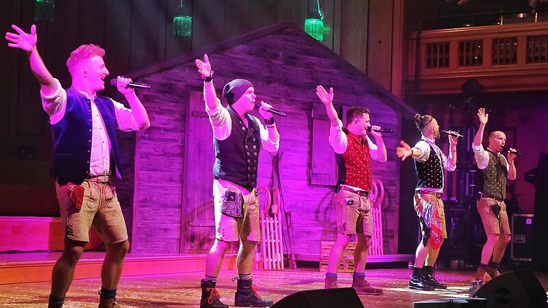 VoXXclub bei ihrem Auftritt im Bad Kissinger Regentenbau