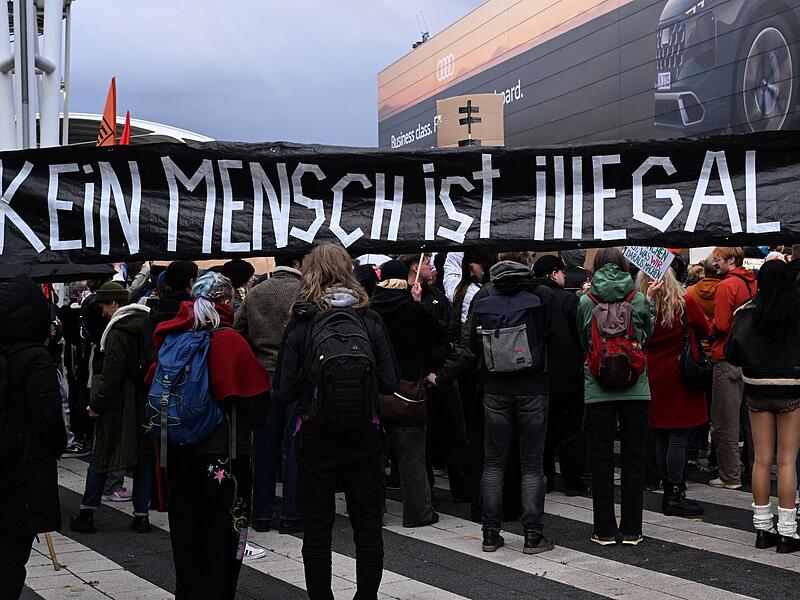 Initiativen rufen bundesweit zu Protest gegen Abschiebungen auf