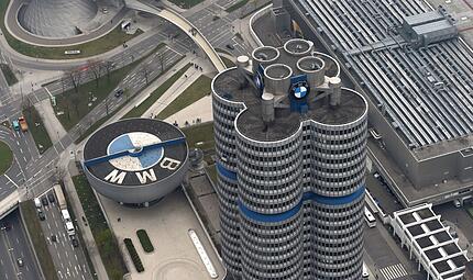 BMW-Museum und BMW-Hochhaus BMW-Museum und BMW-Hochhaus
