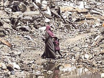 Viele Palästinenser leben in den Trümmern von Gaza.    Viele Palästinenser leben in den Trümmern von Gaza.   