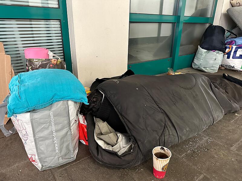 Obdachlose Frau in Hornthalstraße