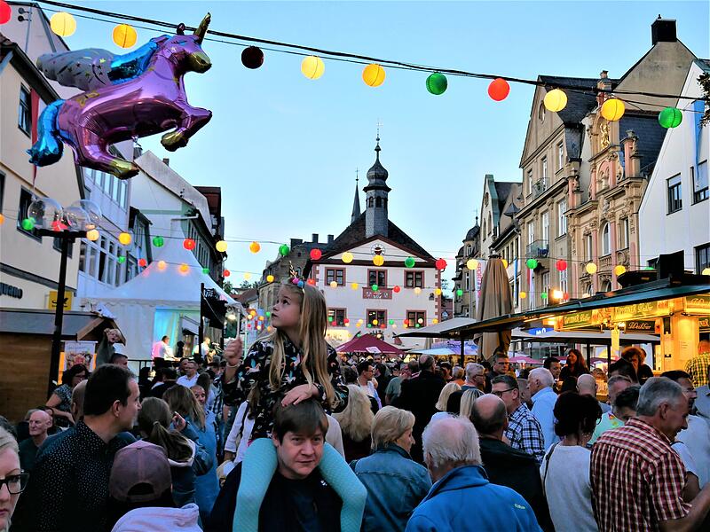 Gro&szlig;es Gedr&auml;nge herrschte am Marktplatz.
